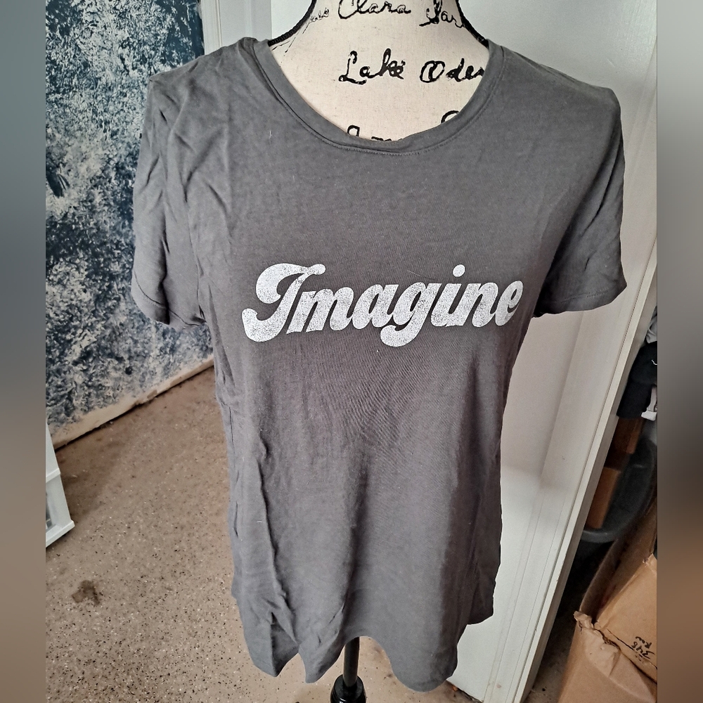Gap Graphic Tshirt